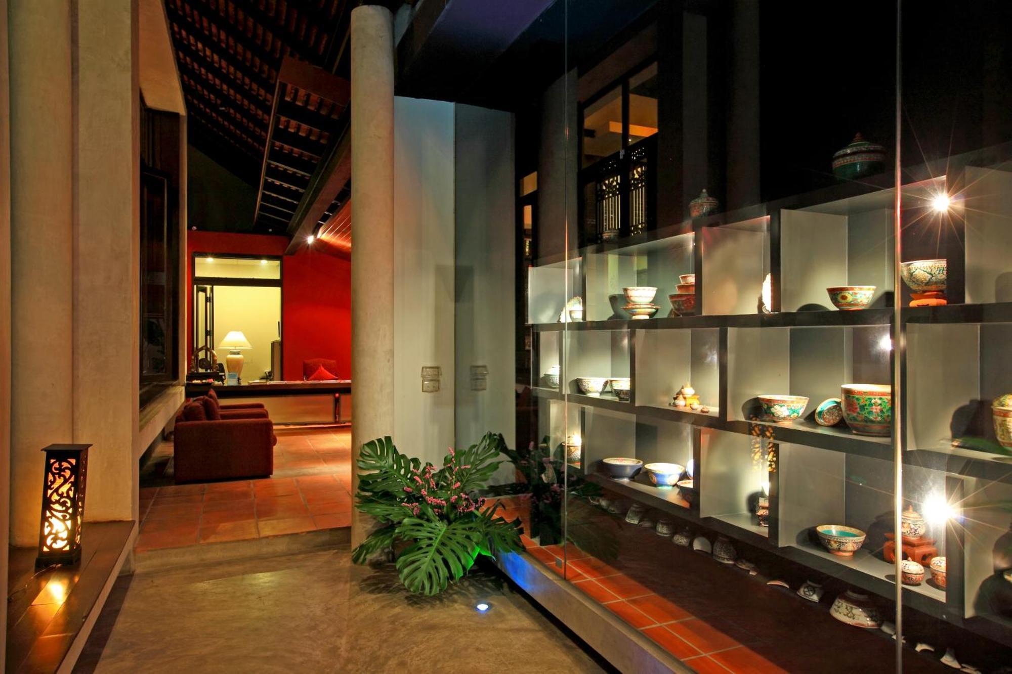פרה נאקון סי איוטאיה Iudia Hotel מראה חיצוני תמונה