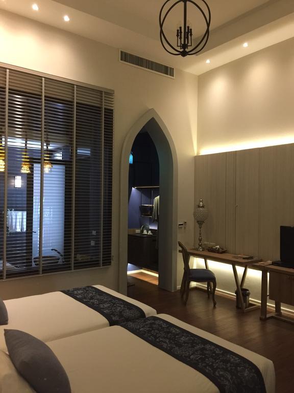פרה נאקון סי איוטאיה Iudia Hotel מראה חיצוני תמונה