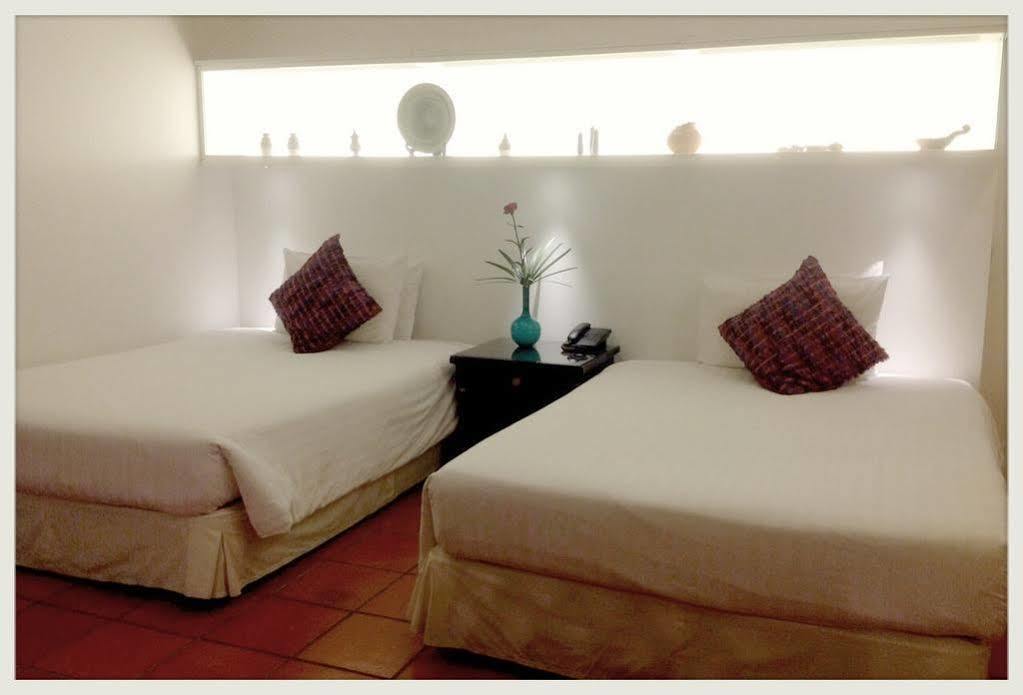 פרה נאקון סי איוטאיה Iudia Hotel מראה חיצוני תמונה