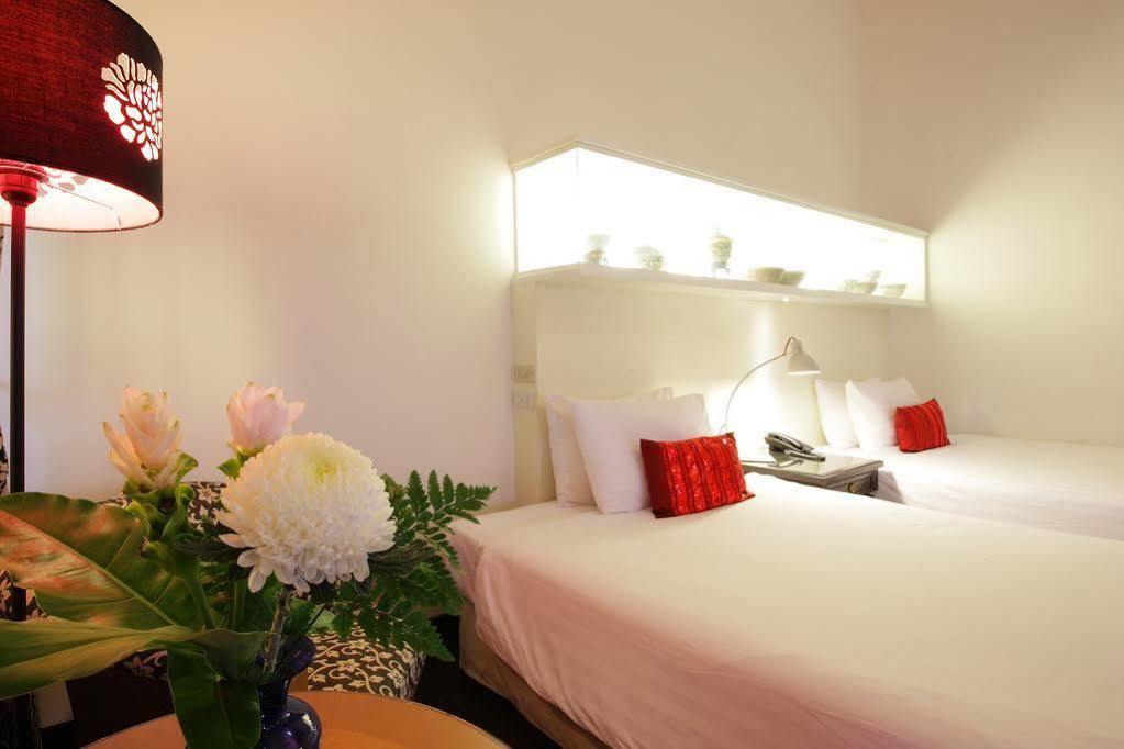 פרה נאקון סי איוטאיה Iudia Hotel מראה חיצוני תמונה